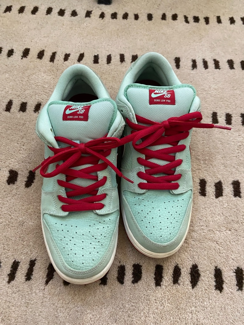 Nike SB Dunk Low Pro Mint Green with Red Laces